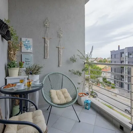 Διαμέρισμα Center Penthouse *