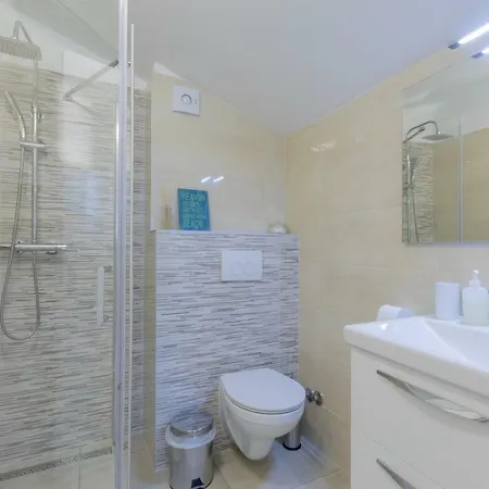 Center Penthouse Appartamento Pola